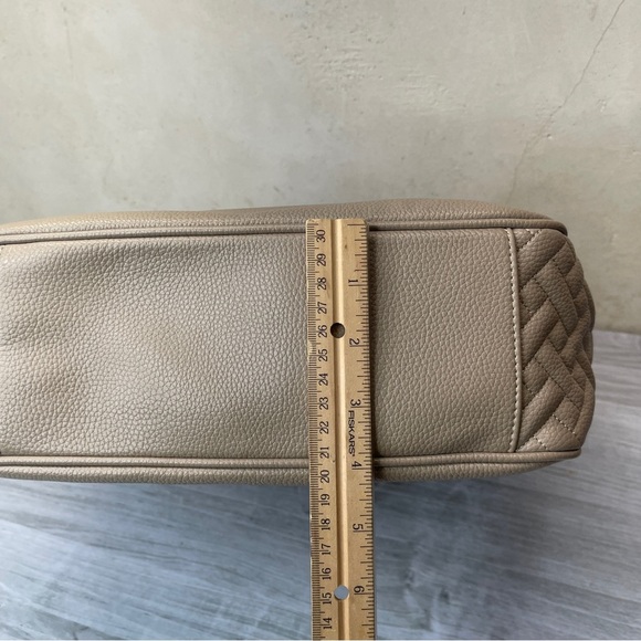 Lug Cable Car Classic Vegan Leather Shoulder Crossbody Messenger RIFD Bag Cream - Picture 12 of 16